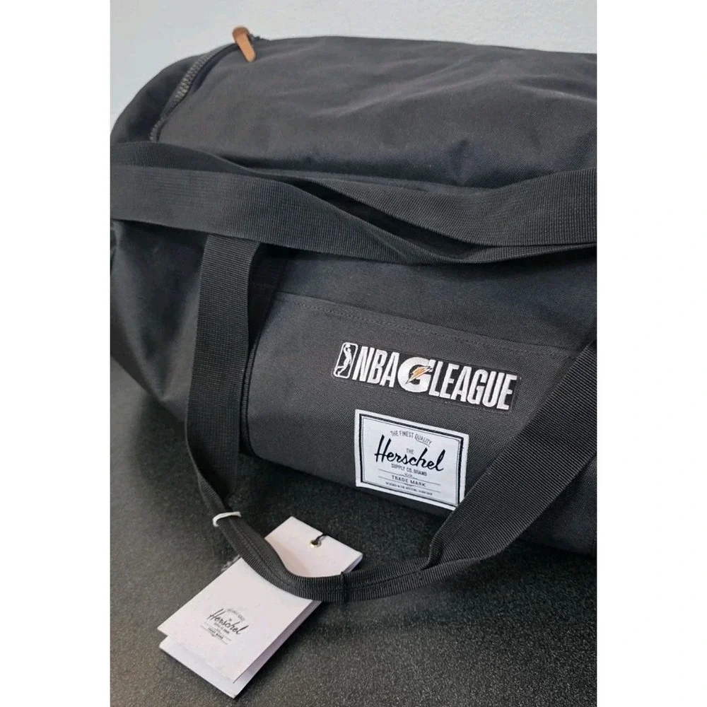 Herschel SUTTON Black Large Weekender Travel Duffel Bag NBA Gatorade Issued Game